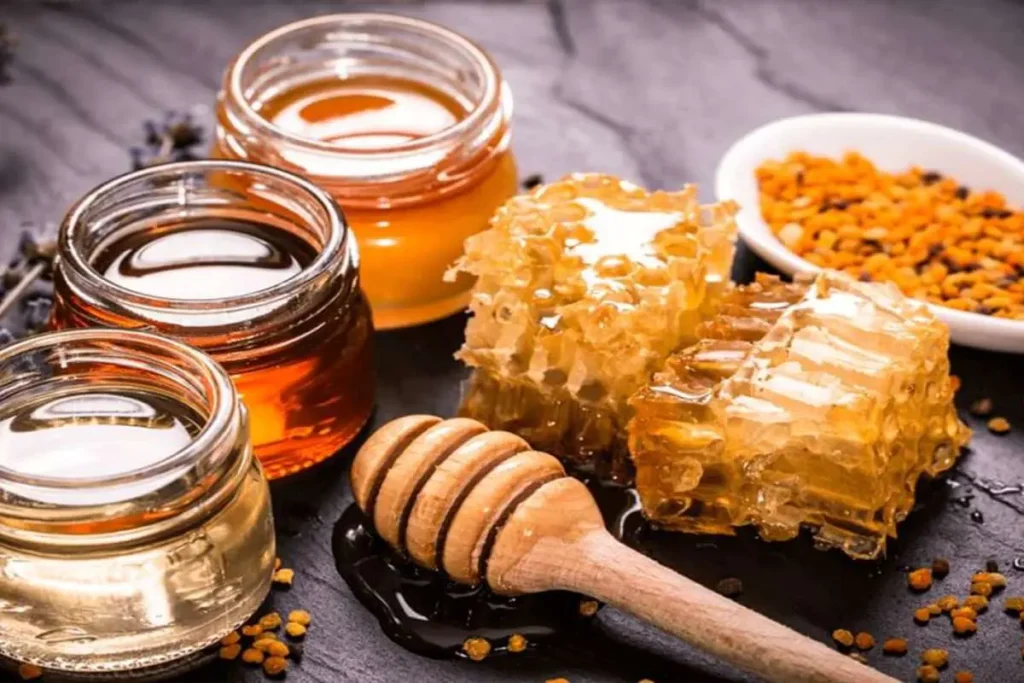 این ۶ ماده غذایی را با عسل ترکیب نکنید