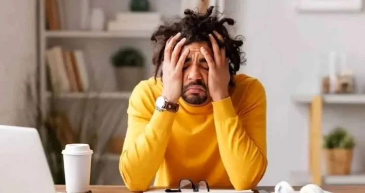 احساس غرق شدن؛ چکار کنیم وقتی همه چیز به مویی بند است!