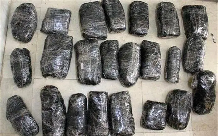 کشف ۹ کیلو و ۵۰۰ گرم تریاک در عملیات پلیس در اطراف شهر