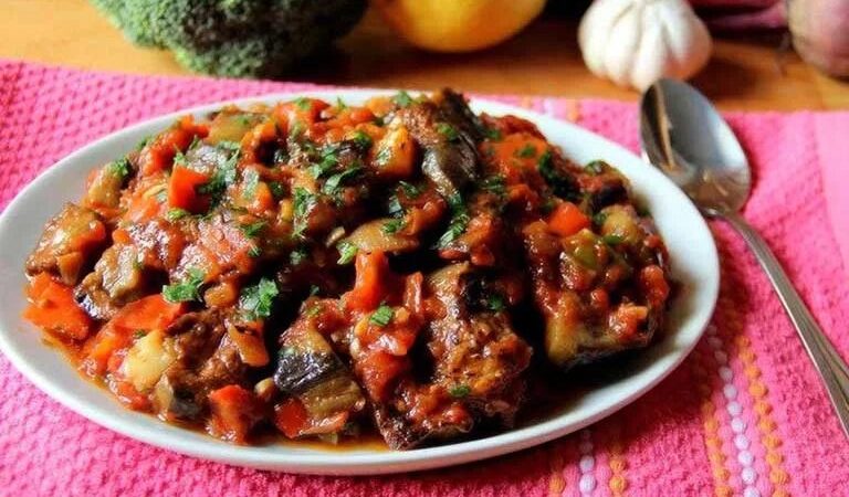 طرز تهیه یتیمچه گیاهی دستور پخت آسان و خوشمزه برای روزهای پاییزی