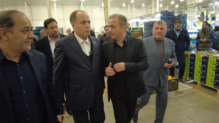 بازدید وزیر جهاد کشاورزی از پایانه صادرات محصولات کشاورزی روماک‌گستر