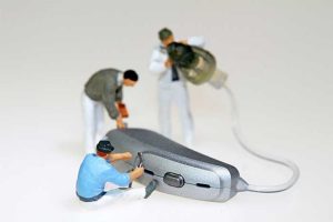 بهترین مرکز تعمیر سمعک در تهران کجاست؟
